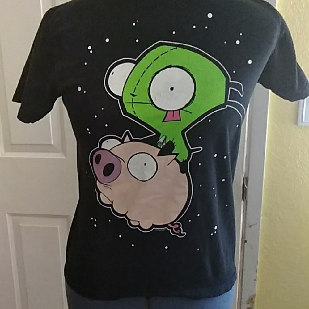 Hot Topic Gir Graphic T